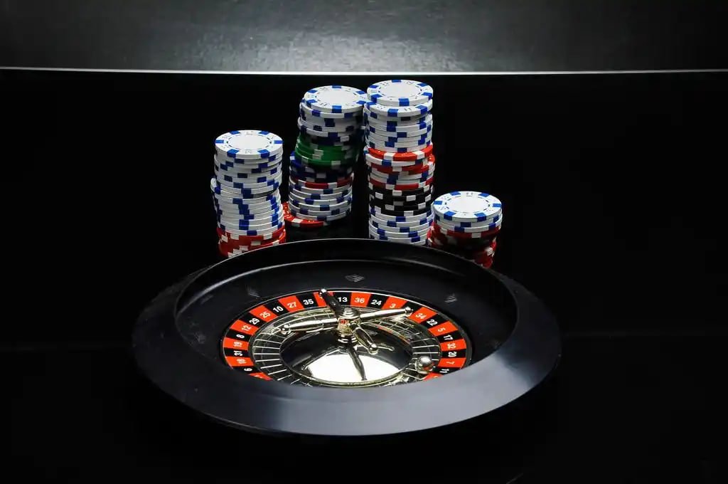 Arena tembak ikan mahjongways dengan tema lautan dalam dan ikan boss raksasa
